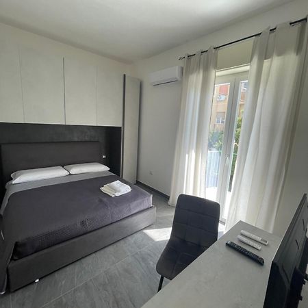 Leos Rooms Caltanissetta Eksteriør bilde