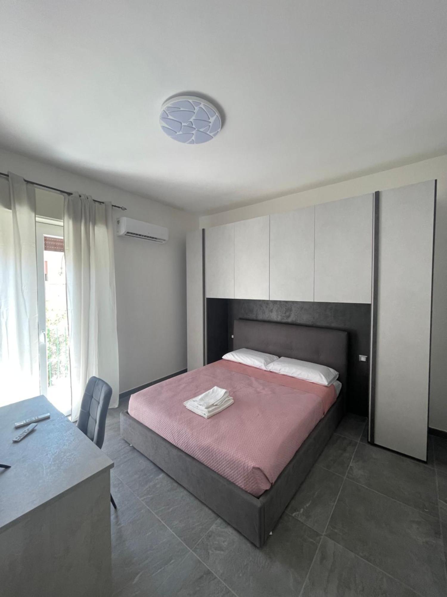 Leos Rooms Caltanissetta Eksteriør bilde