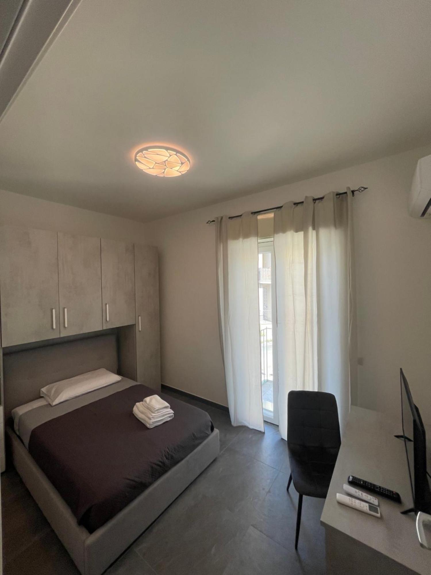 Leos Rooms Caltanissetta Eksteriør bilde